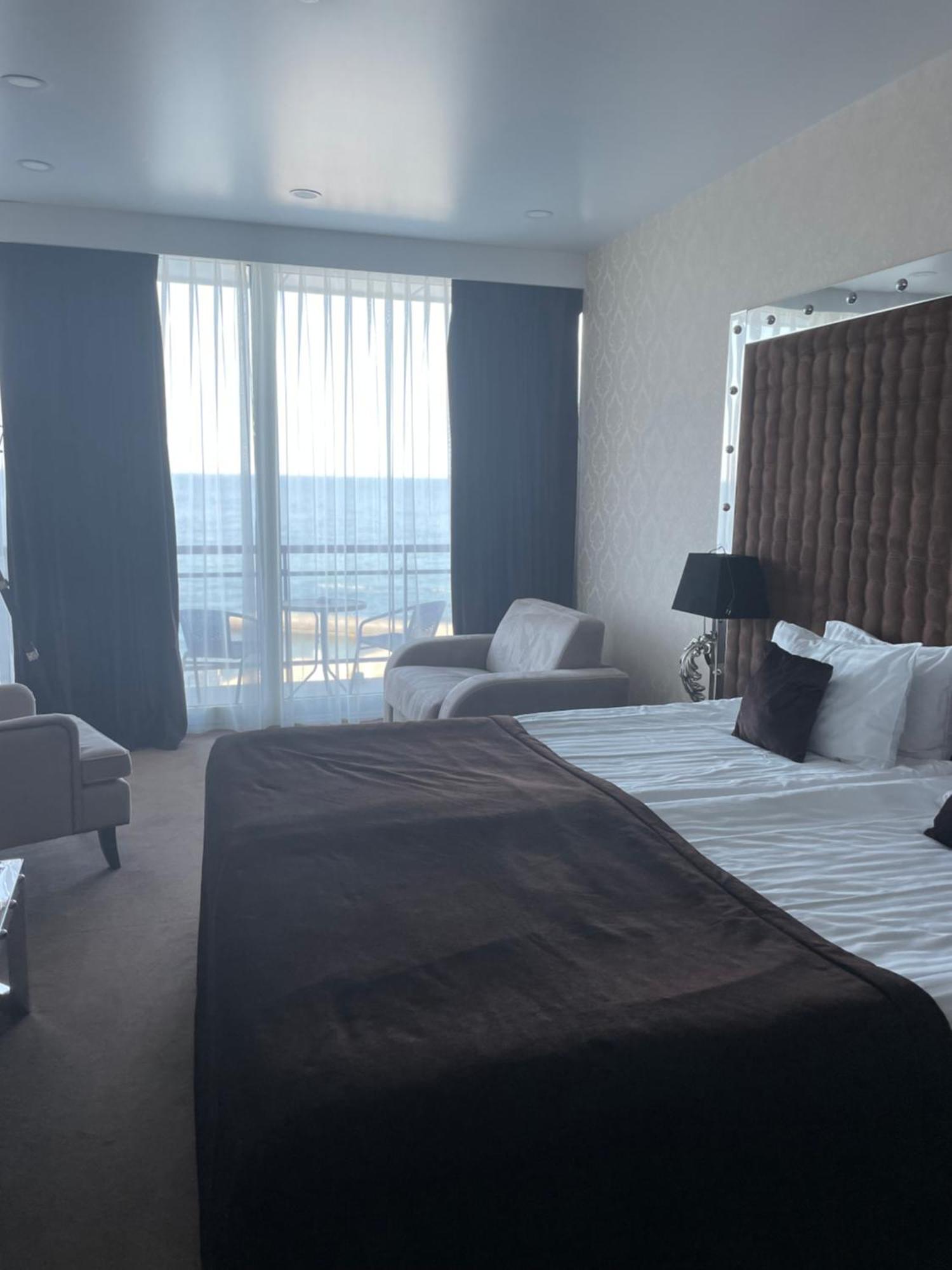 Maristella Marine Residense Hotel Apartment Oldenburg Bagian luar foto
